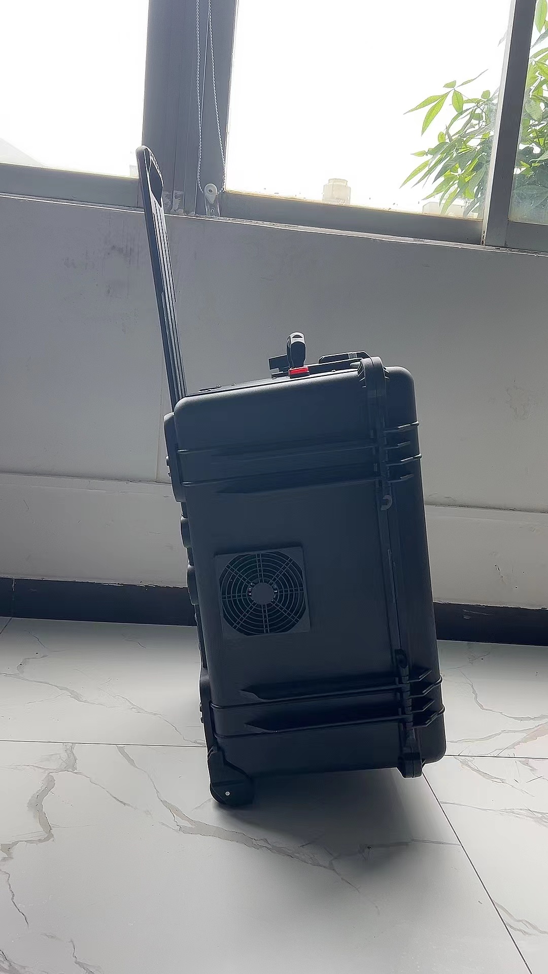 湘西手拉箱型移动通信干扰器